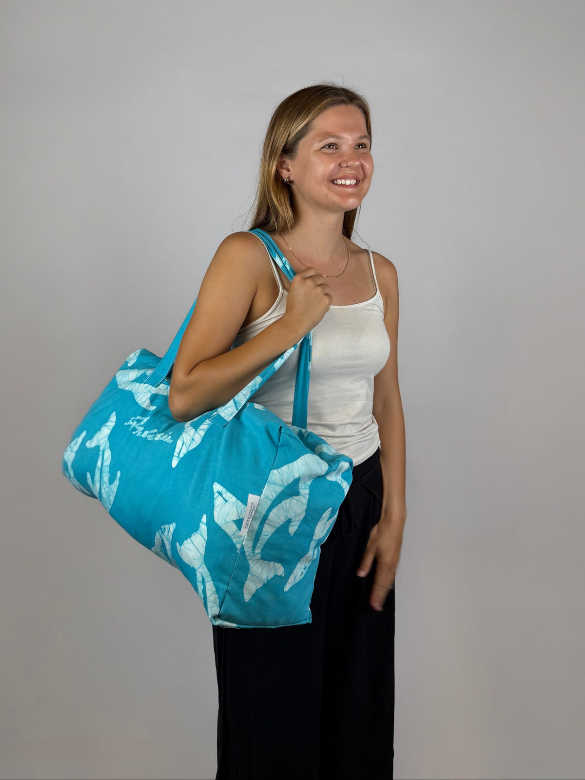 Dillie Marine - Dolphin