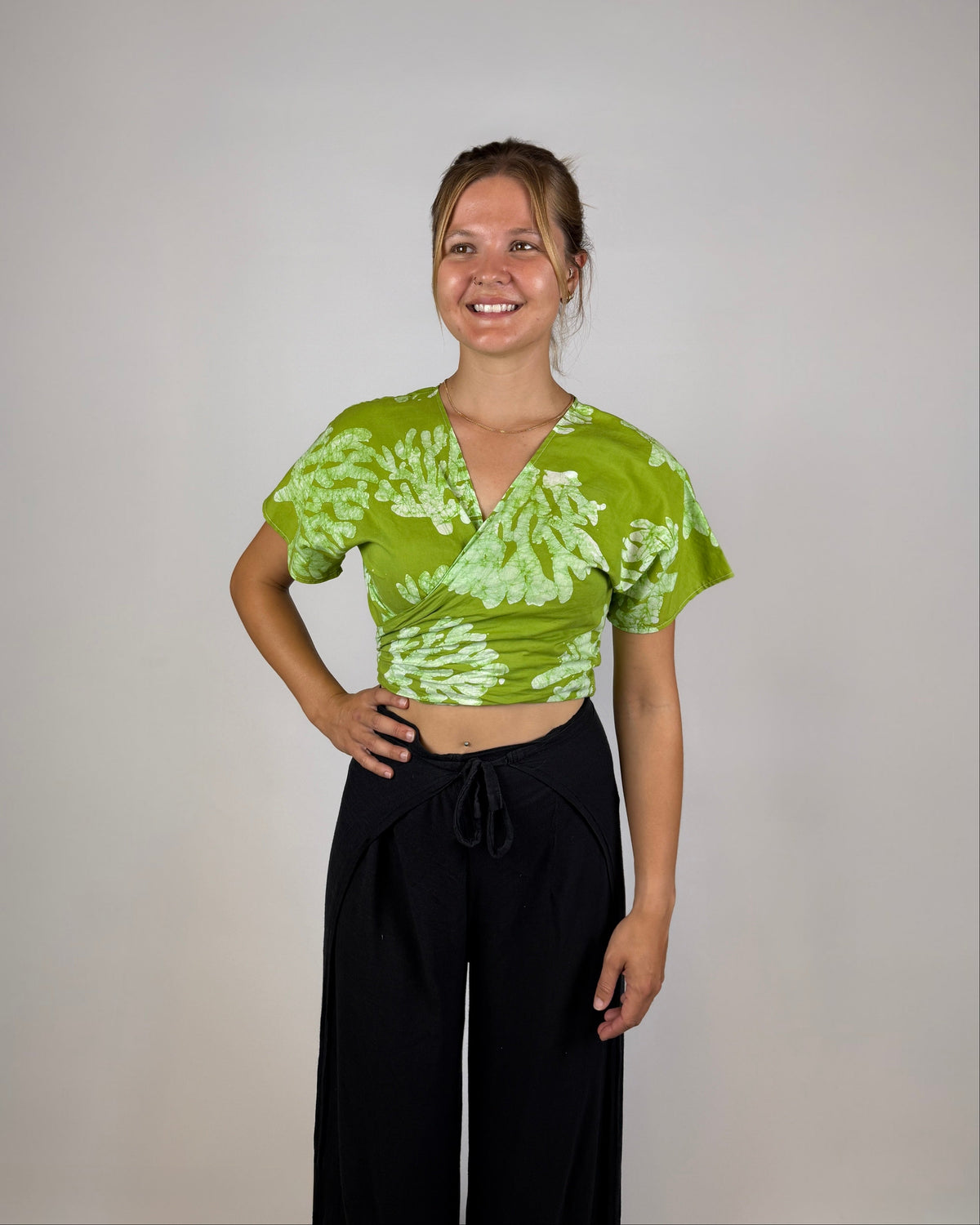 Grass Green - Coral