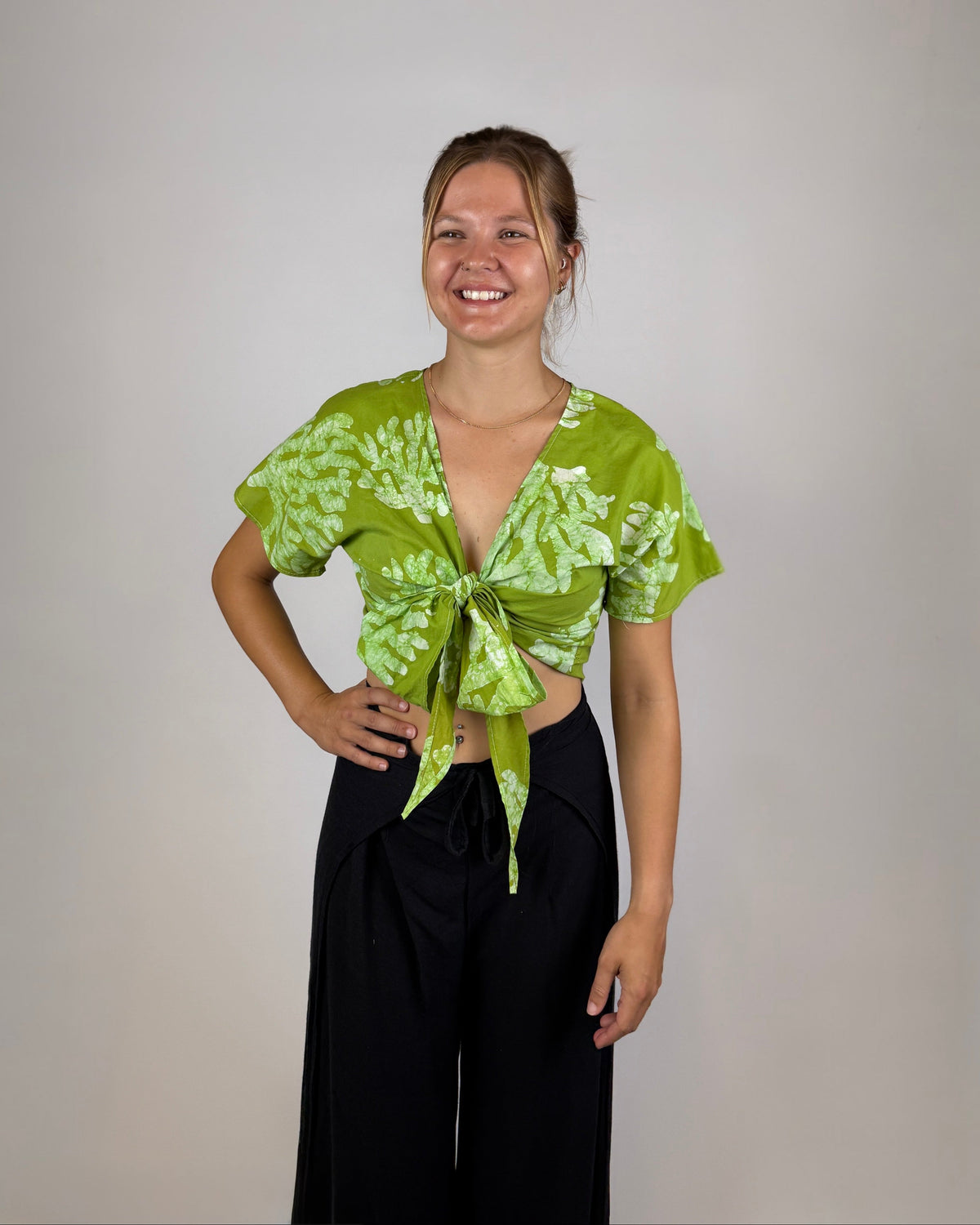 Grass Green - Coral