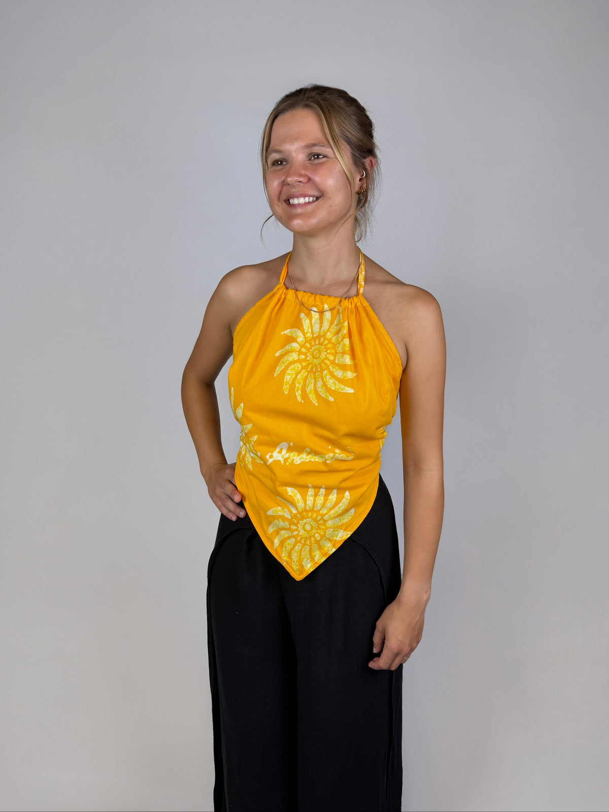 Gold Yellow - Wavy Daisy