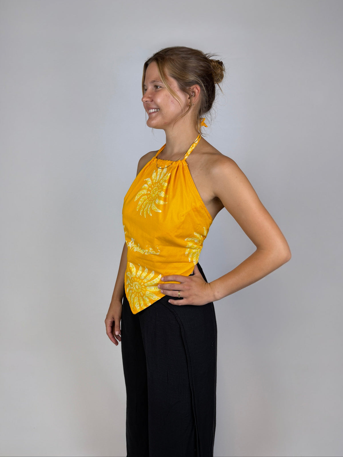 Gold Yellow - Wavy Daisy