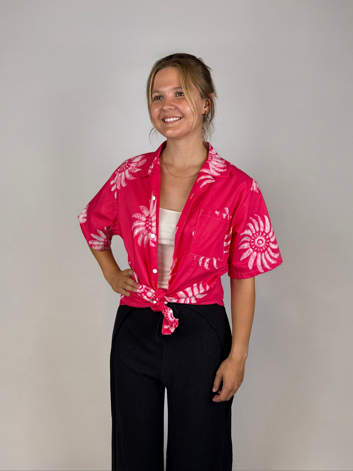 Hot Pink - Wavy Daisy